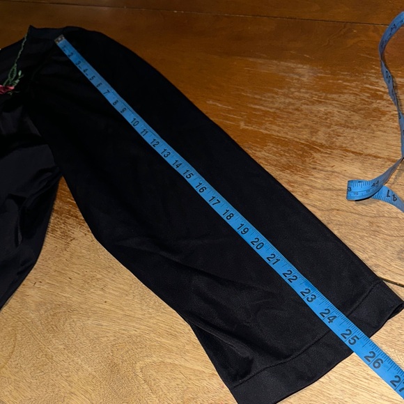 Shadowline Petals Collection Robe - Picture 6 of 7